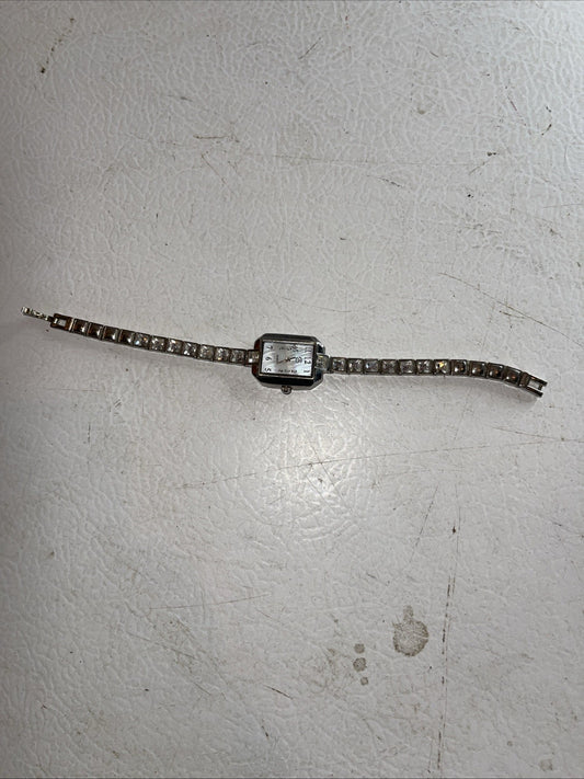 Women’s Watch Needs Battery 