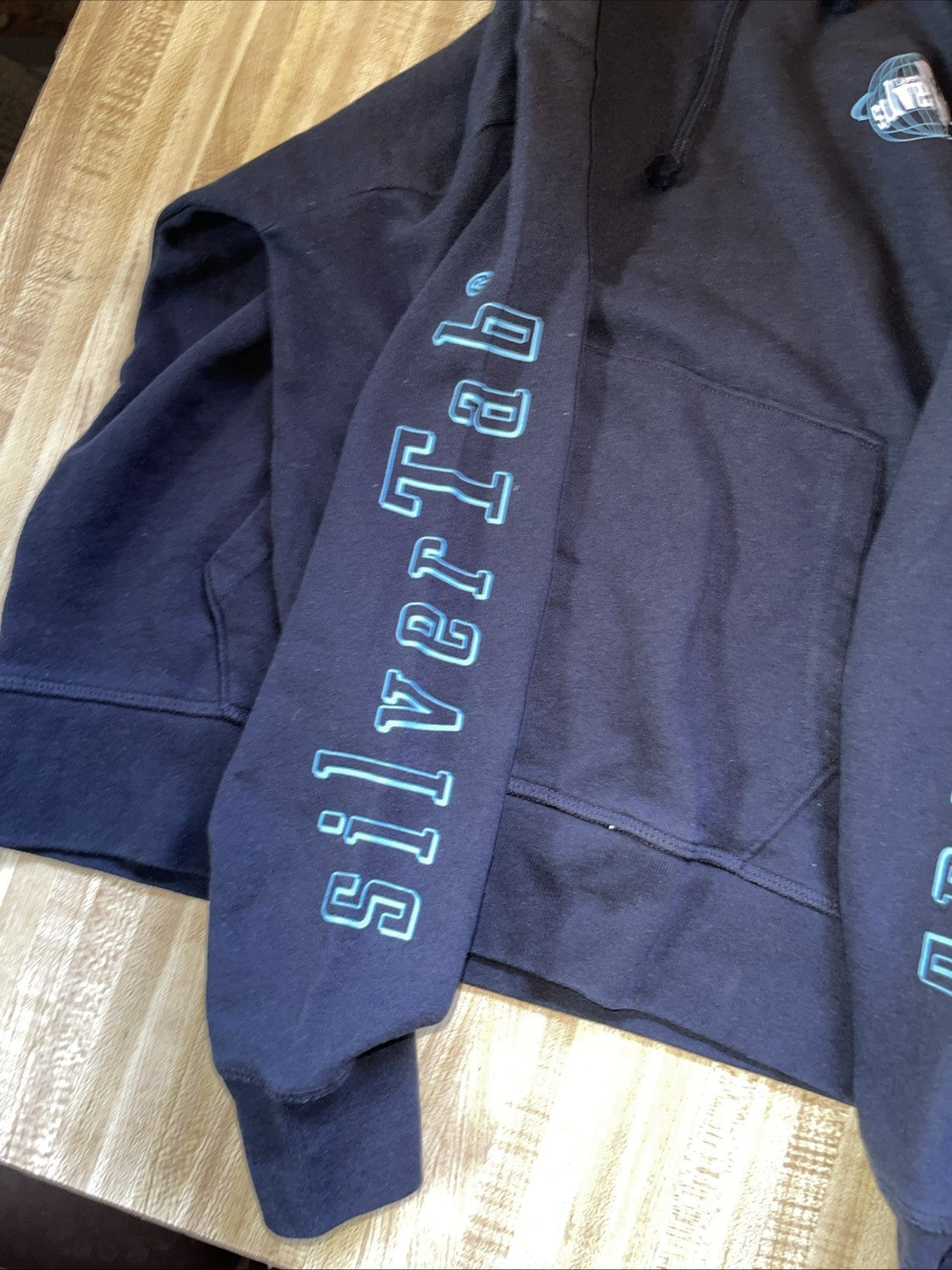 Silvertab Hoodie Medium 