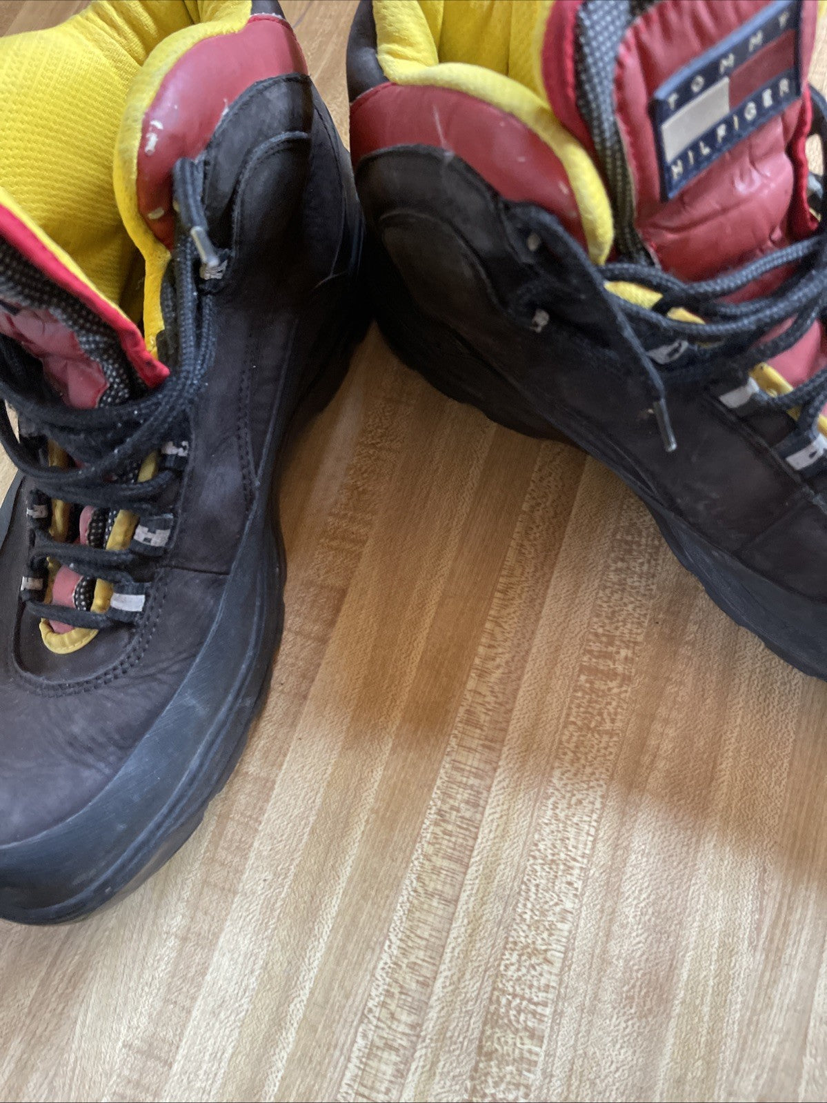 Tommy Hilfiger Boots 13