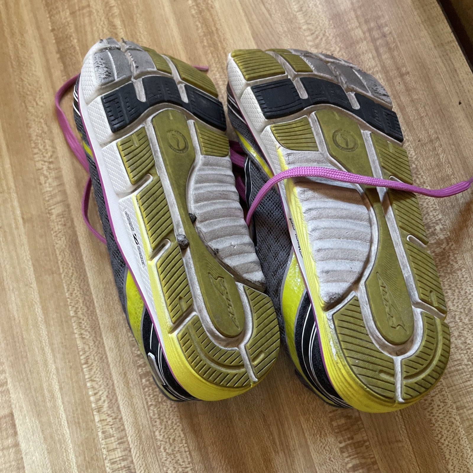 Altra Torin 2 Size 6 Wide