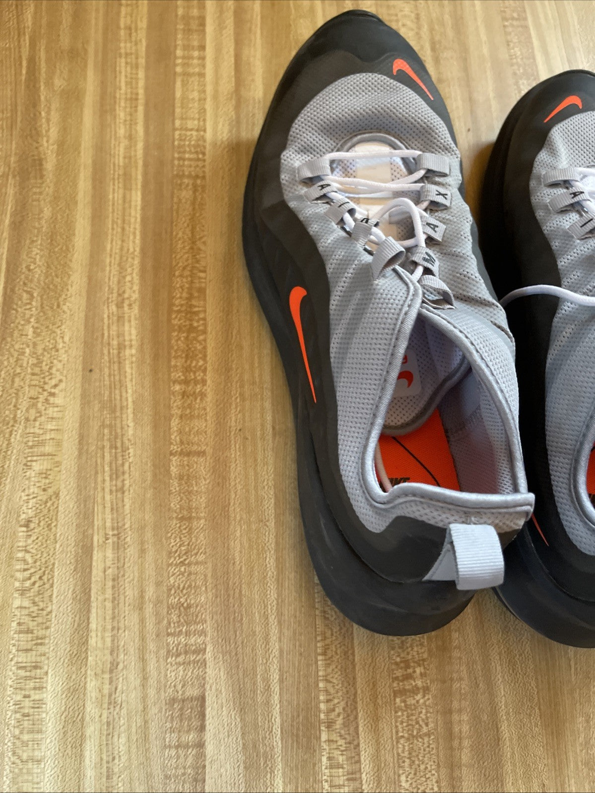 Nike Air Max Axis Size 13