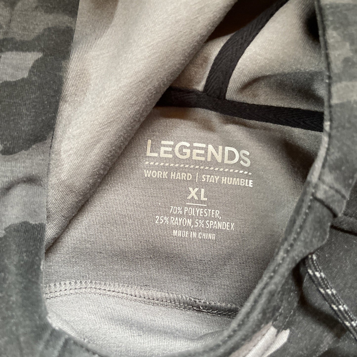 Legends Camo Hoodie XL