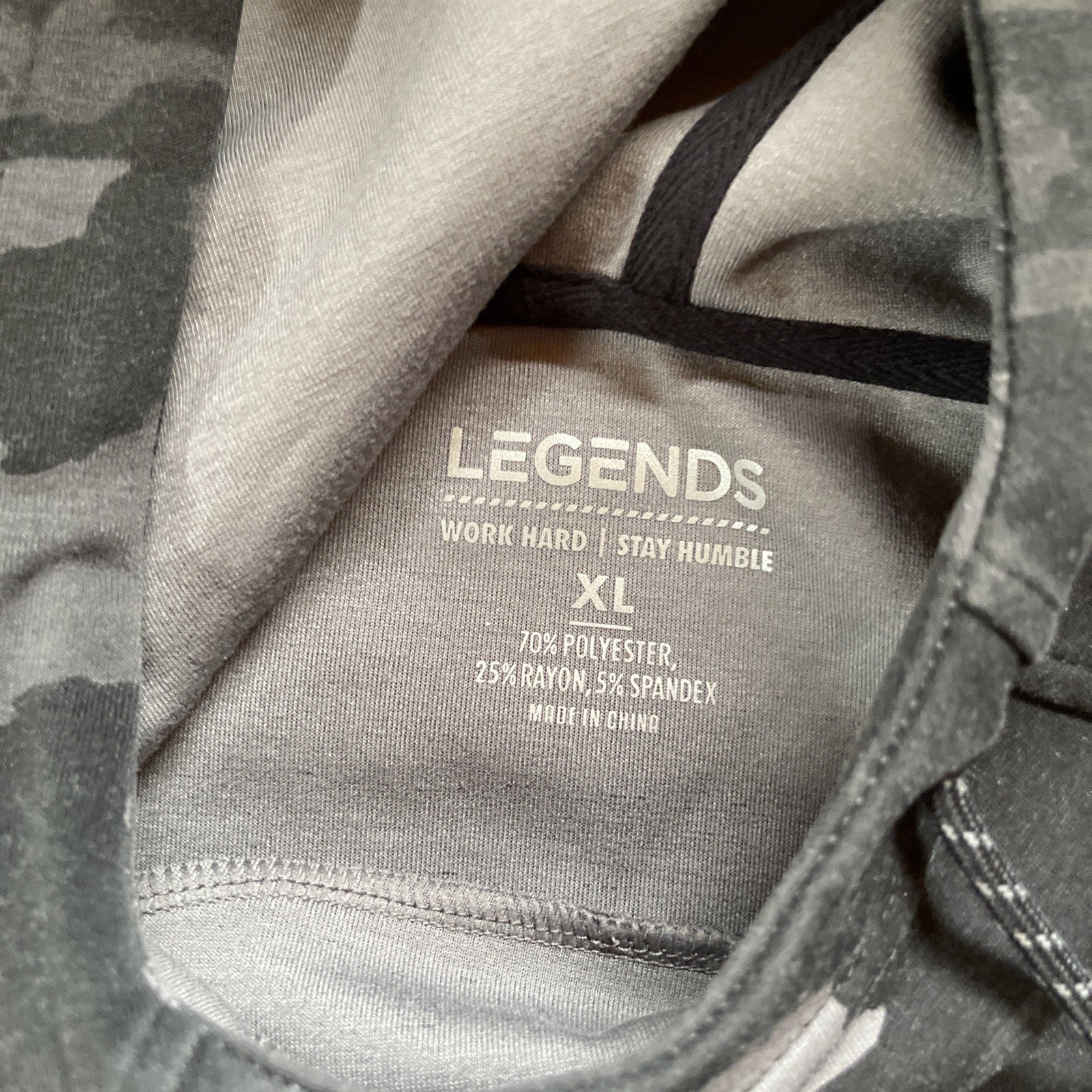 Legends Camo Hoodie XL