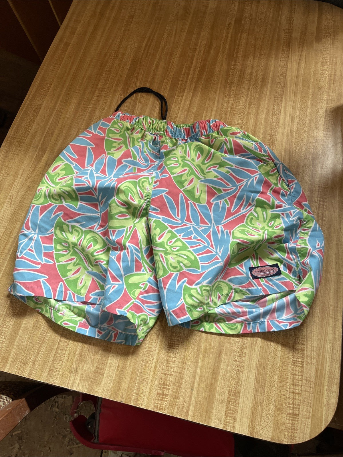Vineyard Vines Swim Trunks Medium 
