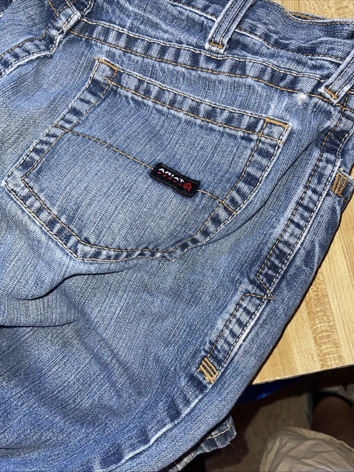 ariat fr m3 loose straight jeans 34/30