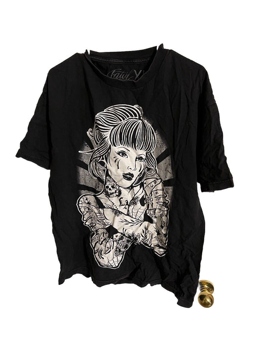 fatal clothing t shirt XL