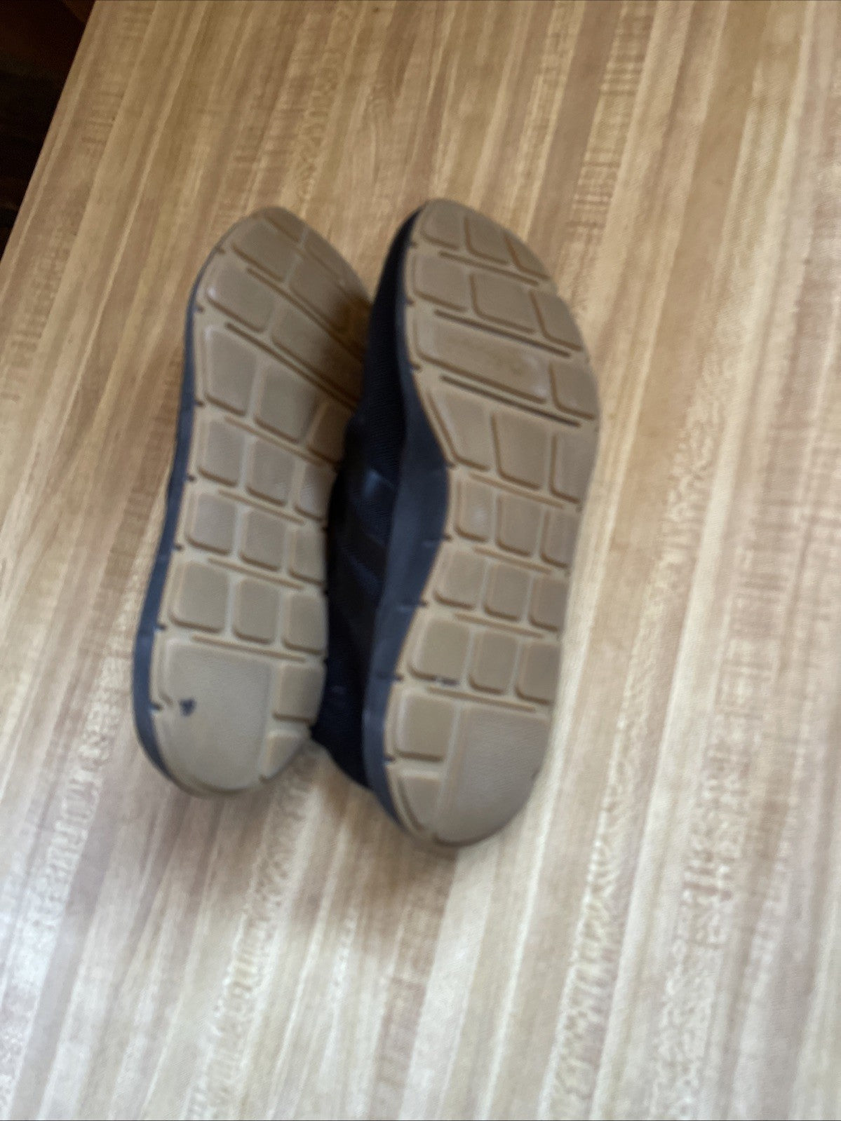 adidas slip on sneakers Size 8