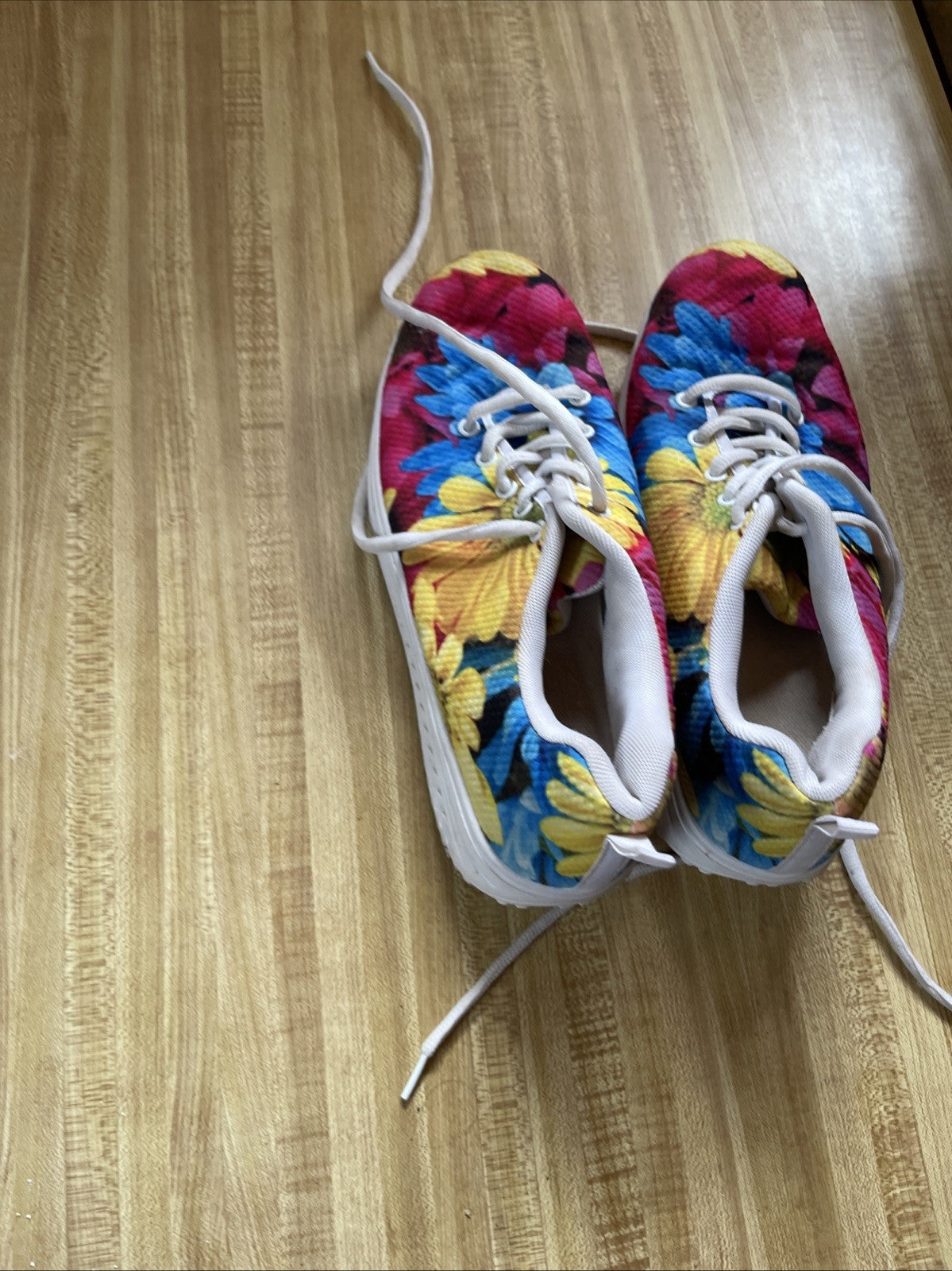 Floral Print Sneakers 10
