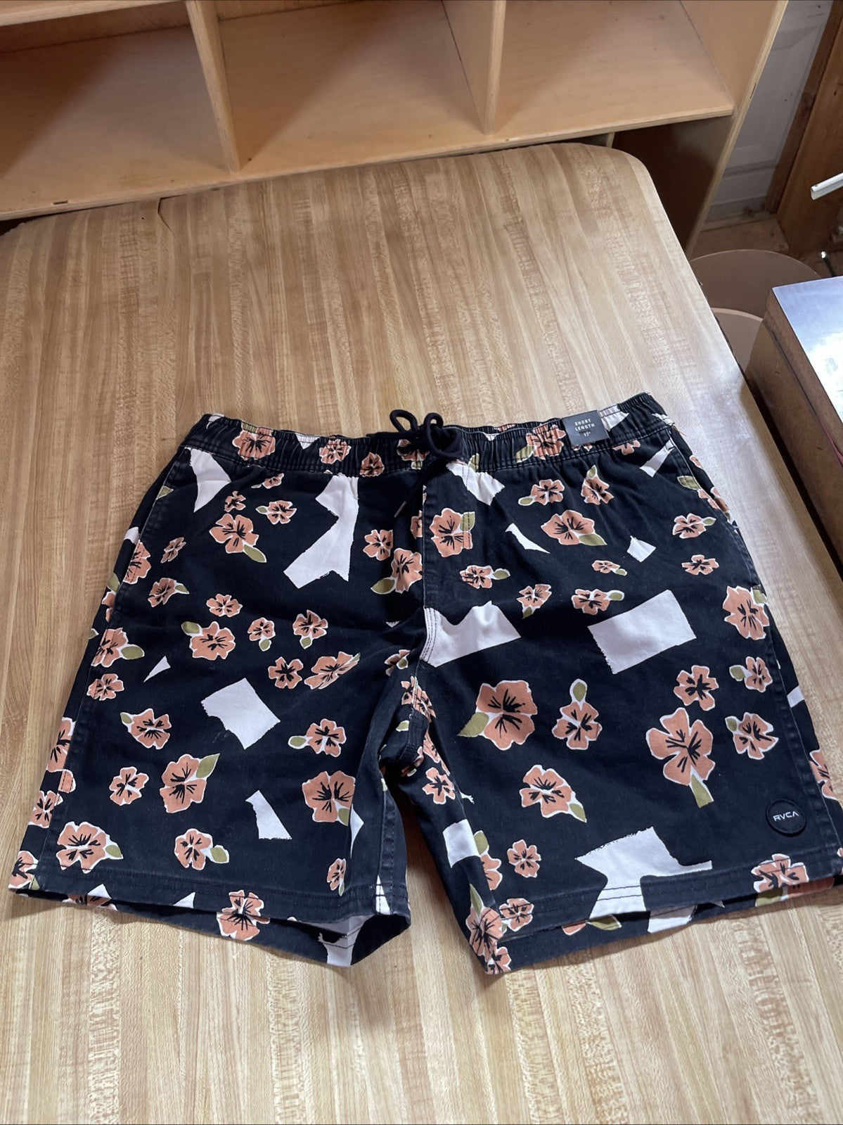 RVCA Drawstring Shorts Large