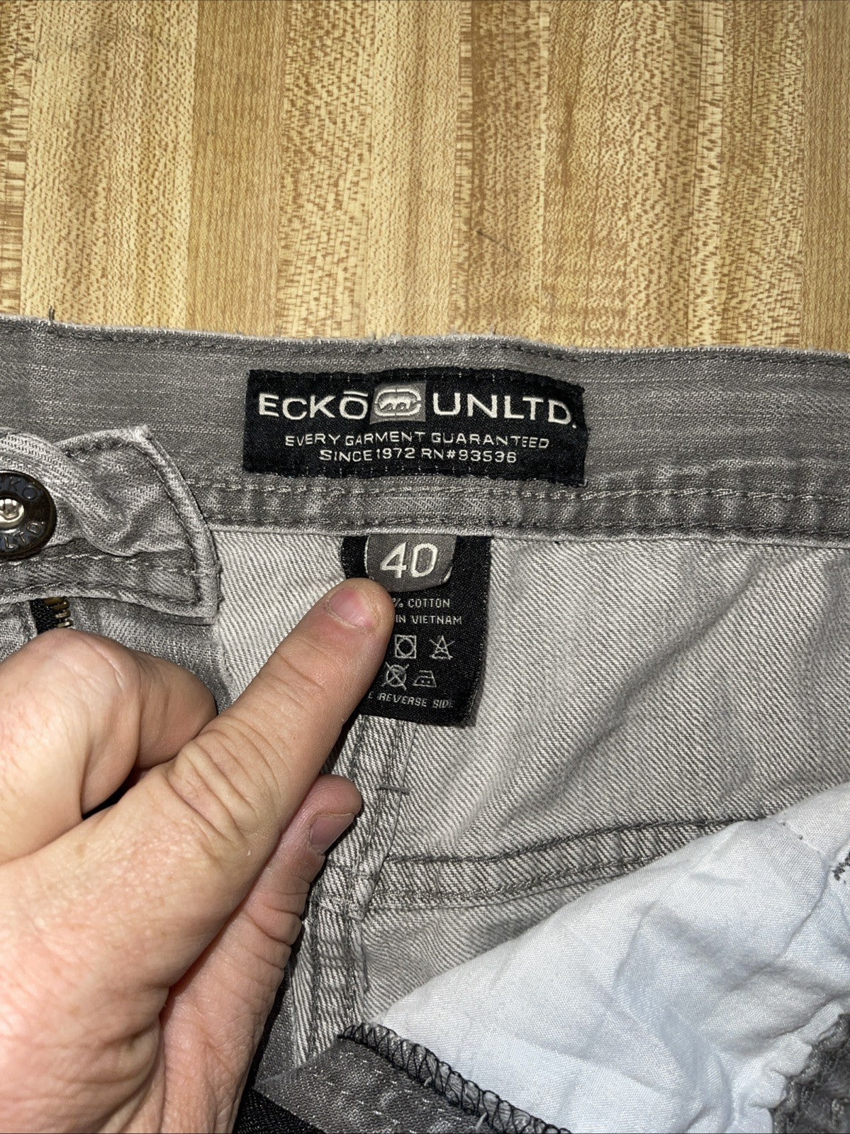 Ecko Unltd Jorts 40 Distressed Y2K Hiphop Streetwear 