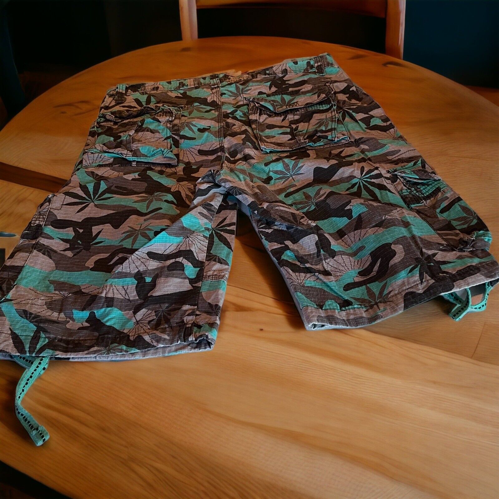 Focus Original Brand Cargo Shorts 40