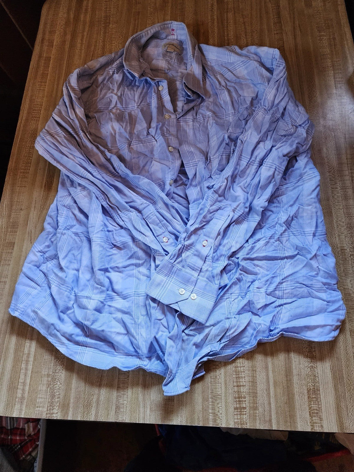 Tommy Bahama Button Up 17