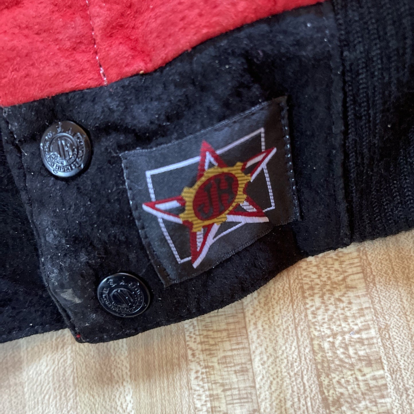 Chase Authentics JH Design Budweiser King Of Beers Jacket Medium 