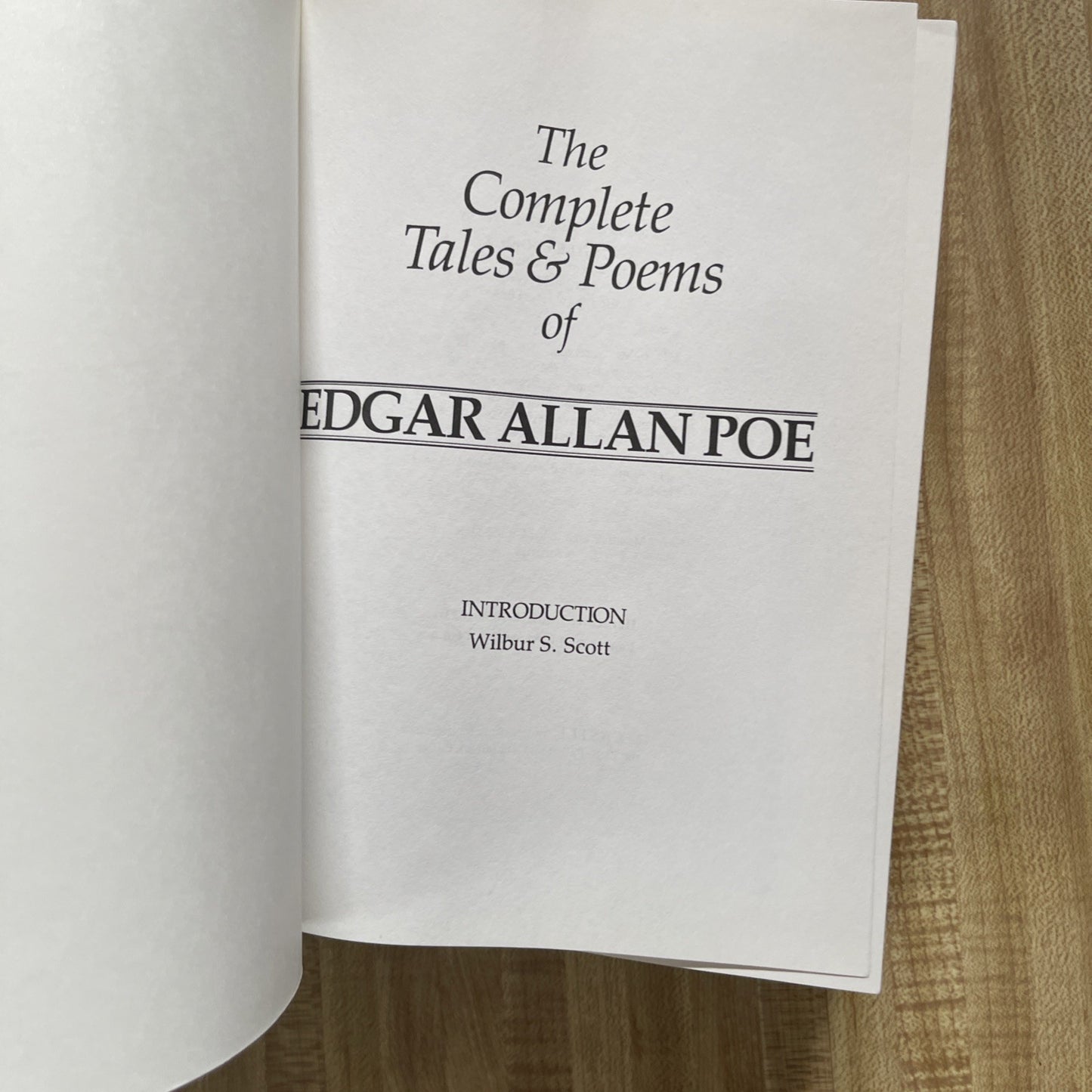 edgar allan poe complete tales and poems