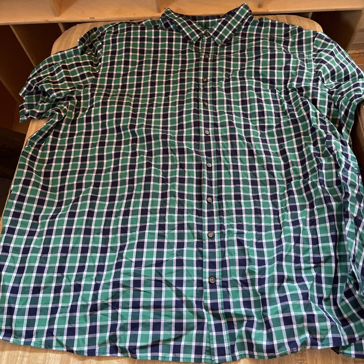 hb button down shirt 4XLT 