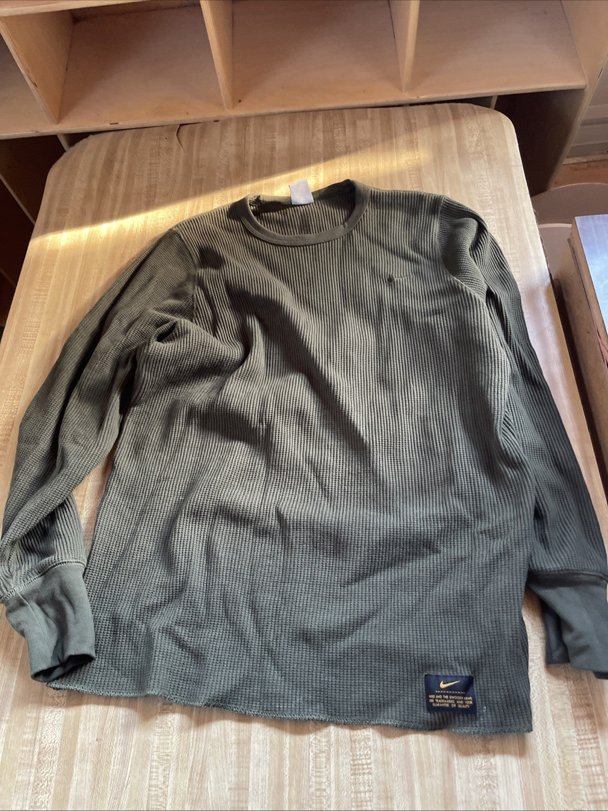 nike thermal sweatshirt Large 