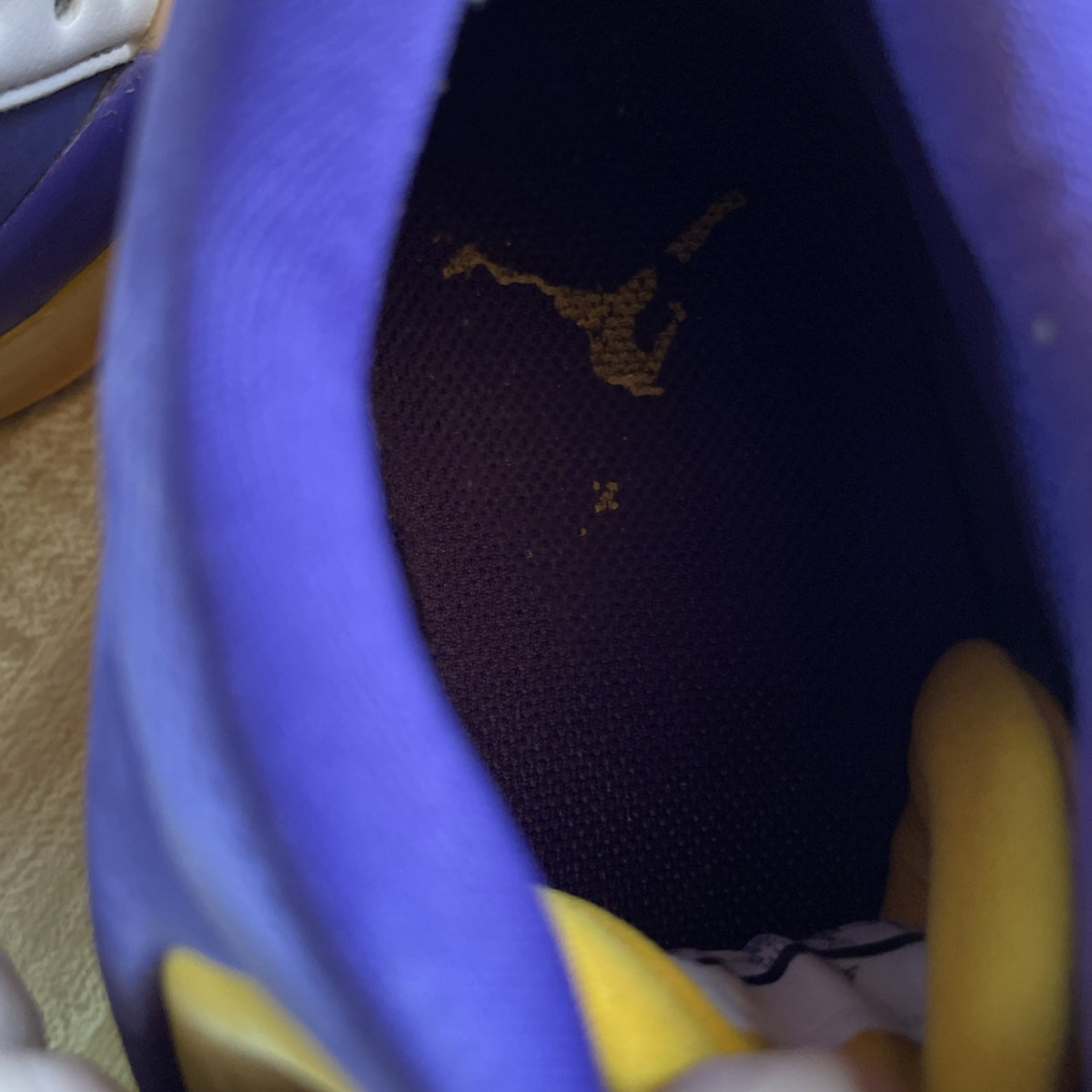 Jordan Big Fund Lakers Size 9