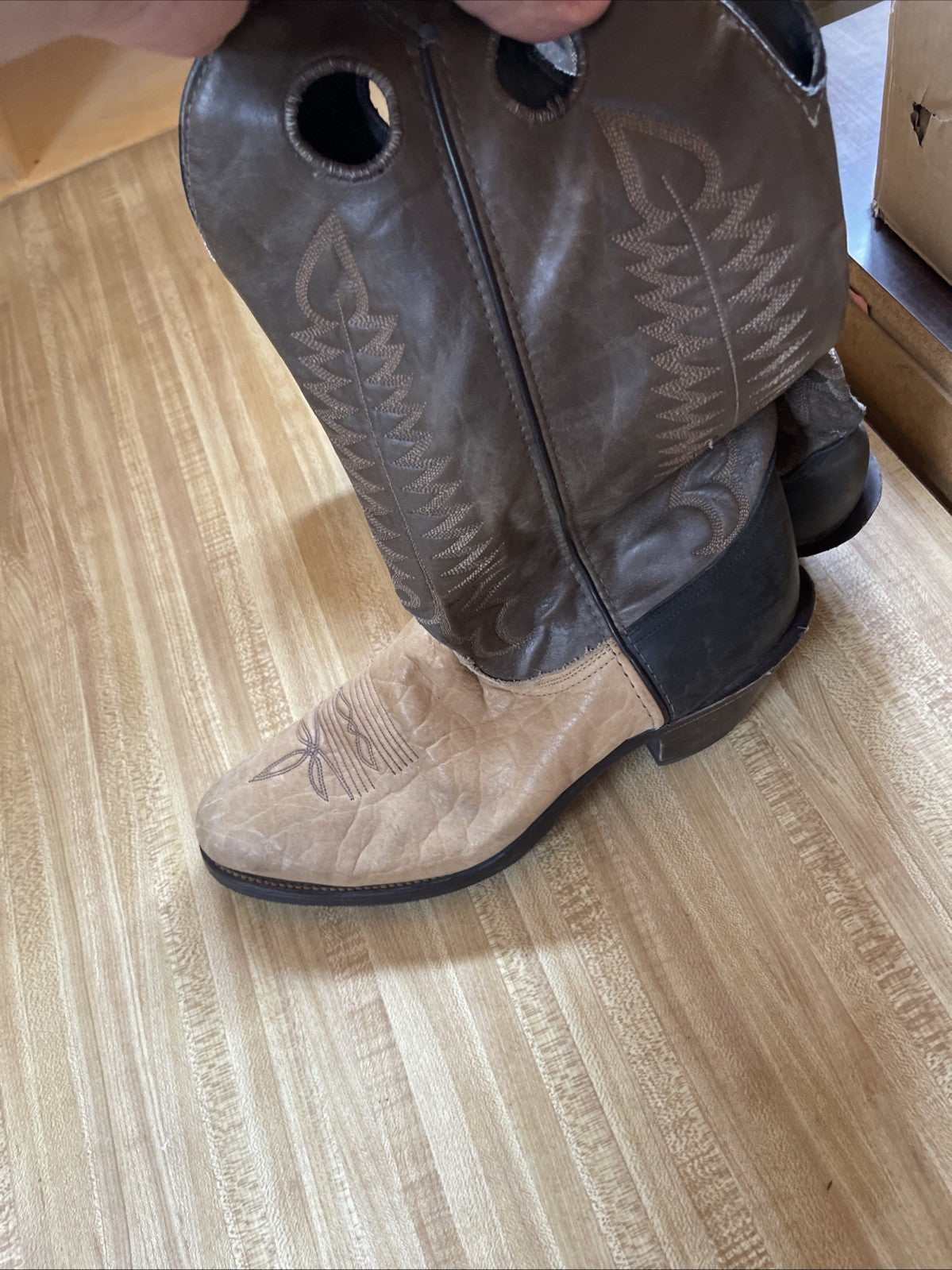laredo cowboy boots 13 D