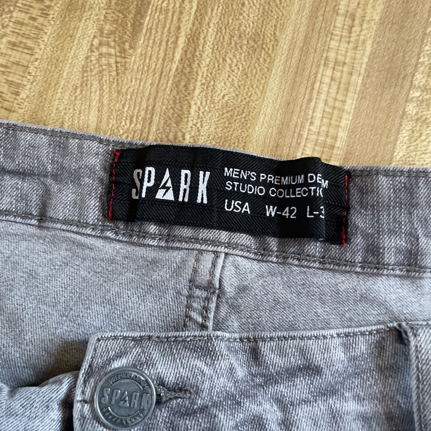 Spark Jeans Distressed 42/34