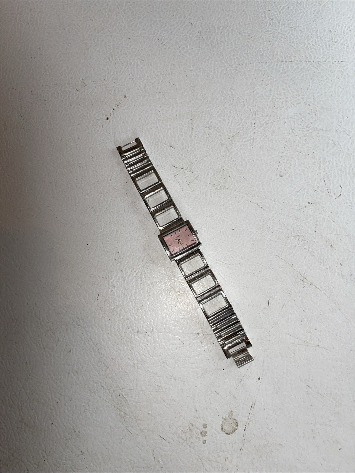 SY & Co Women’s Watch Needs Battery