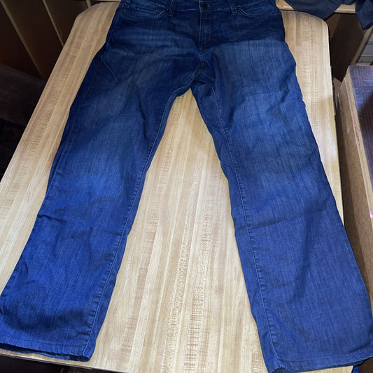 34 Heritage Charisma Jeans 38/34