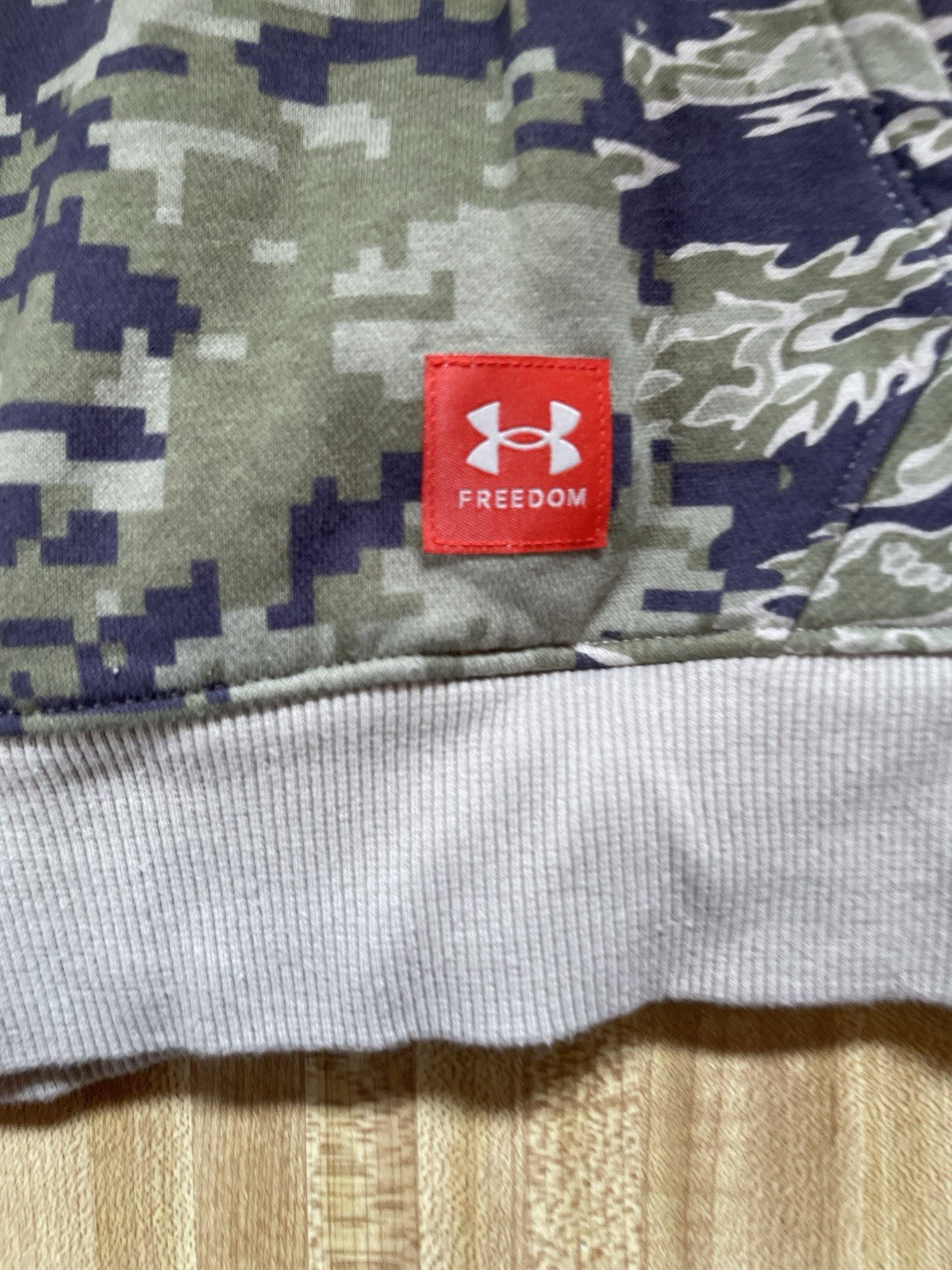 Under Armour Project Rock Salute To Troops Hoodie Large Camo
