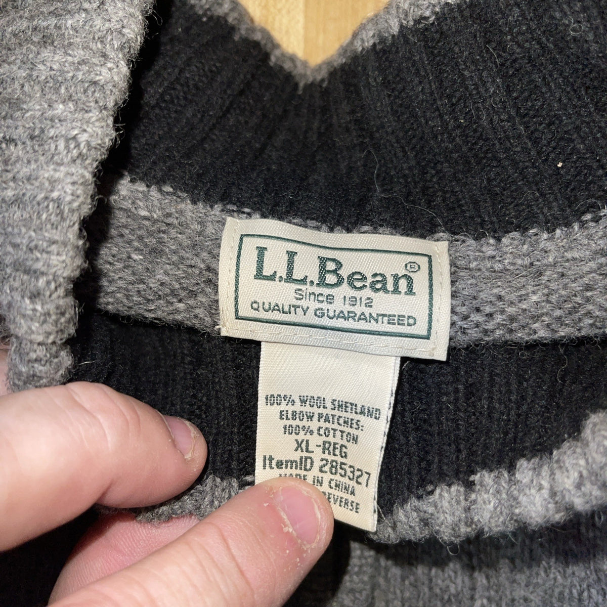 LL Bean 100% Shetland Wool Gray Sweater Mens XL Corduroy Elbow 1/4 Quarter Zip