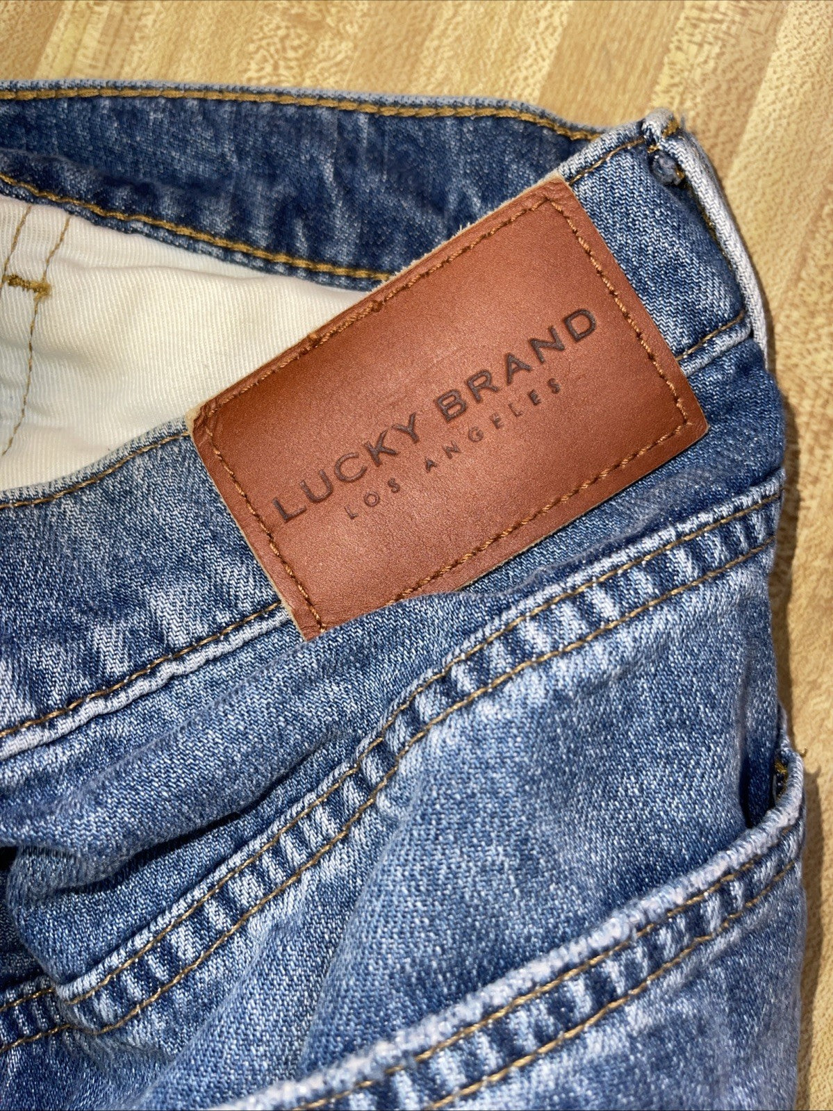 lucky brand mid rise boy jeans 8 Distressed 