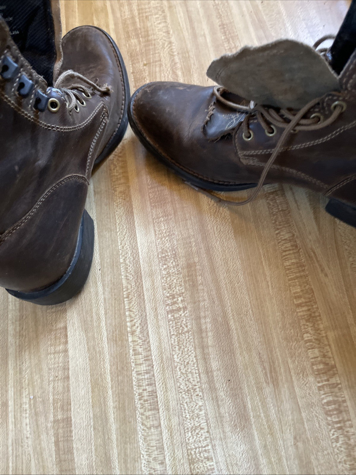 Ariat Lace Up Boots 10.5 EE