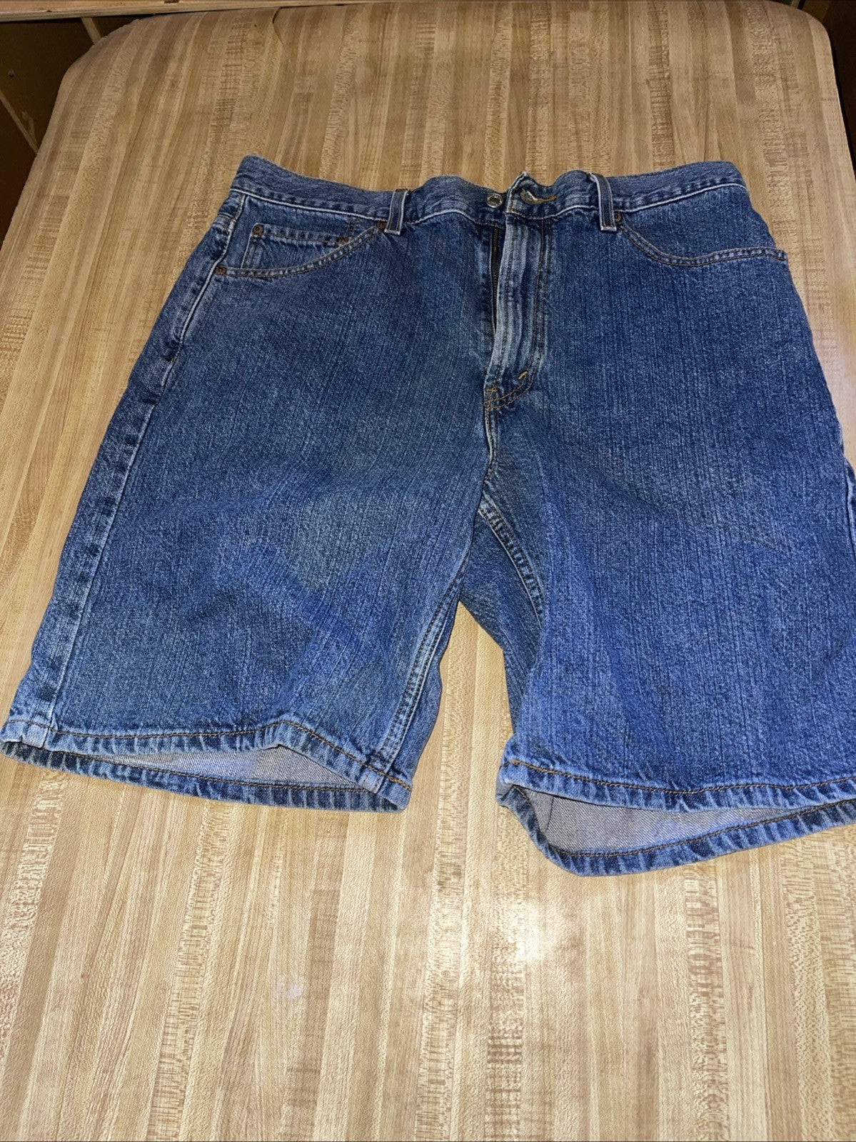 Levi’s 550 Jorts 36