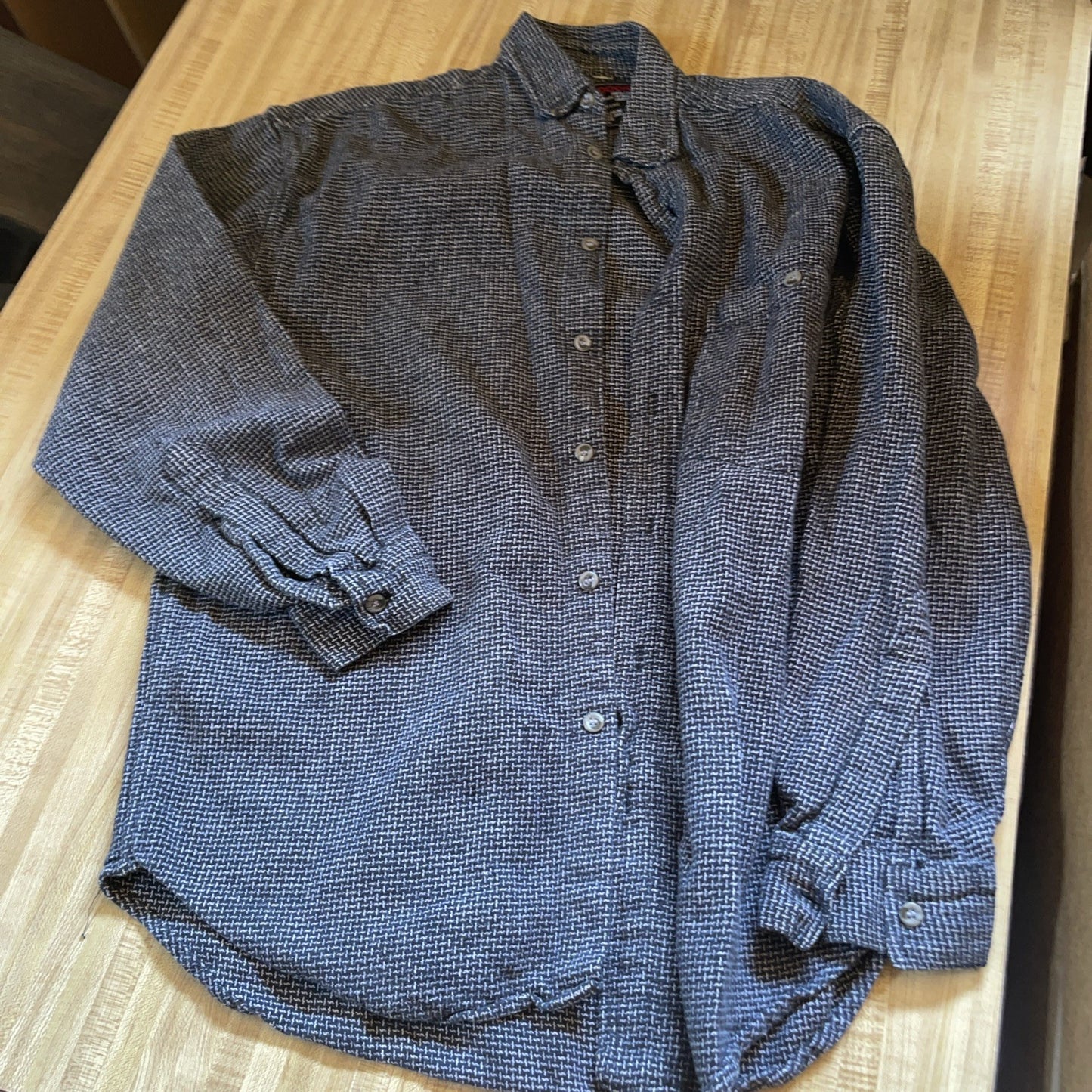CNI Outdoors Button Down Large 