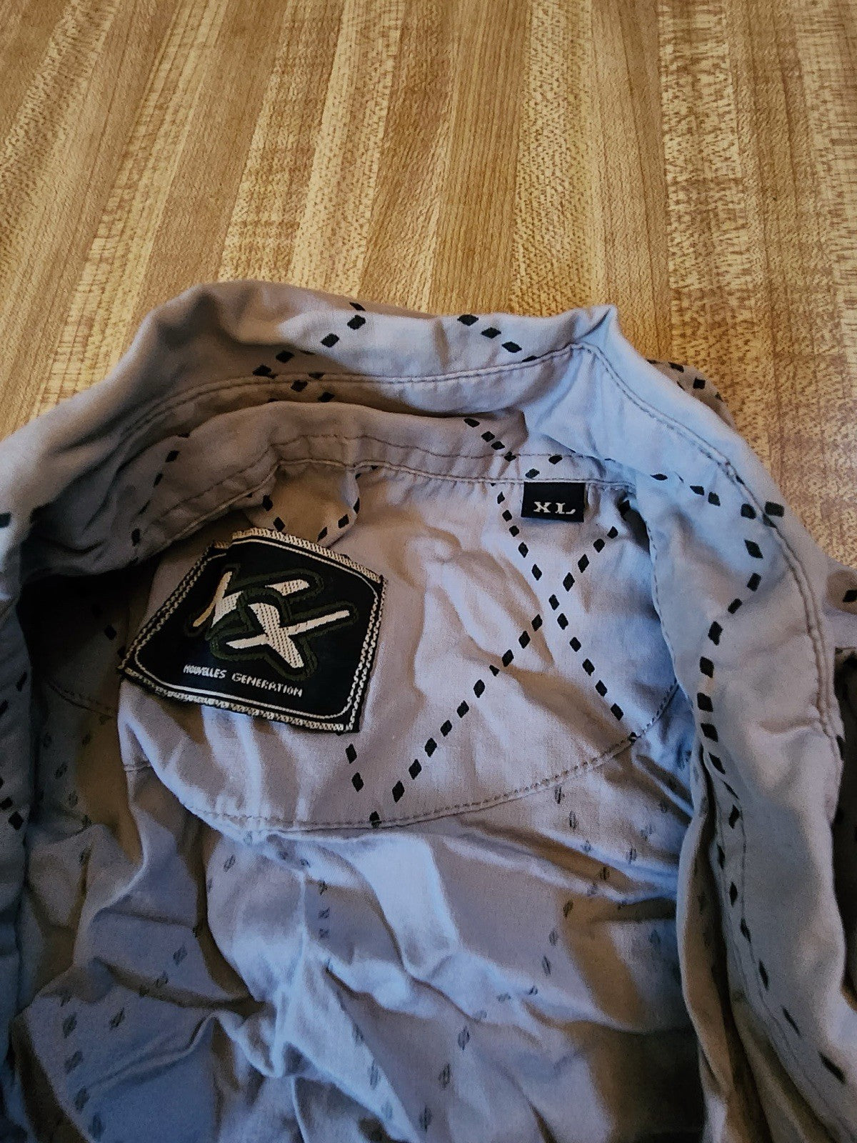Nouvelle Generation Button Up XL