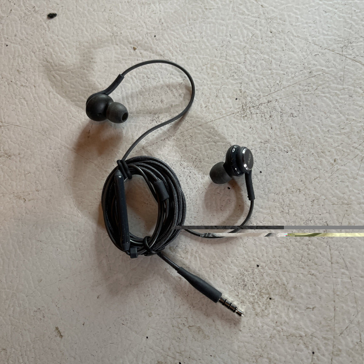 akg earbuds wired
