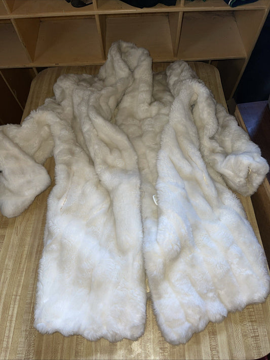 Vintage Style VI Ltd Fur Coat