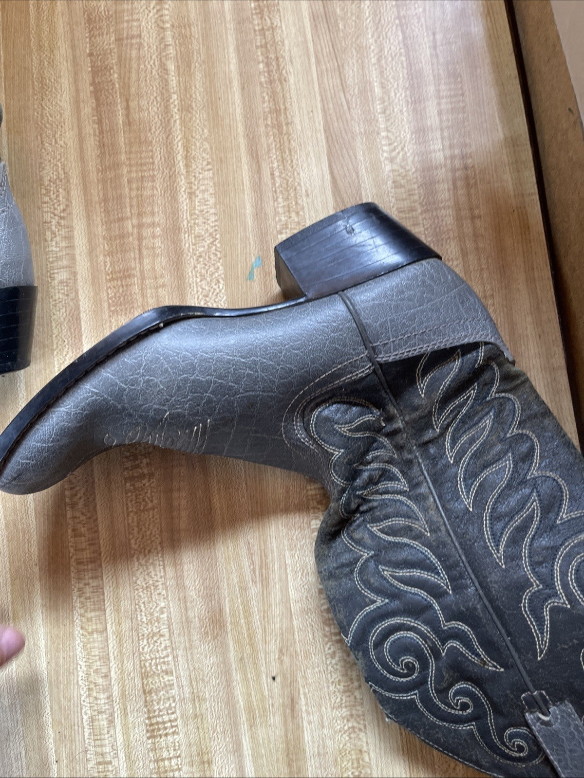 Honchos Cowboy Boots 9
