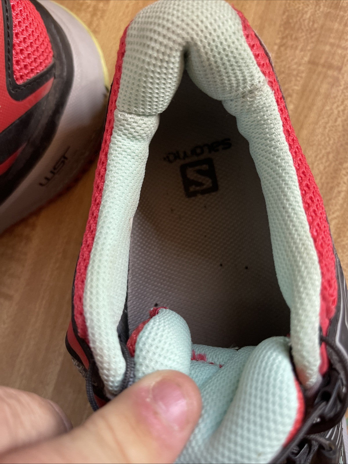Salomon XR Mission Size 8.5