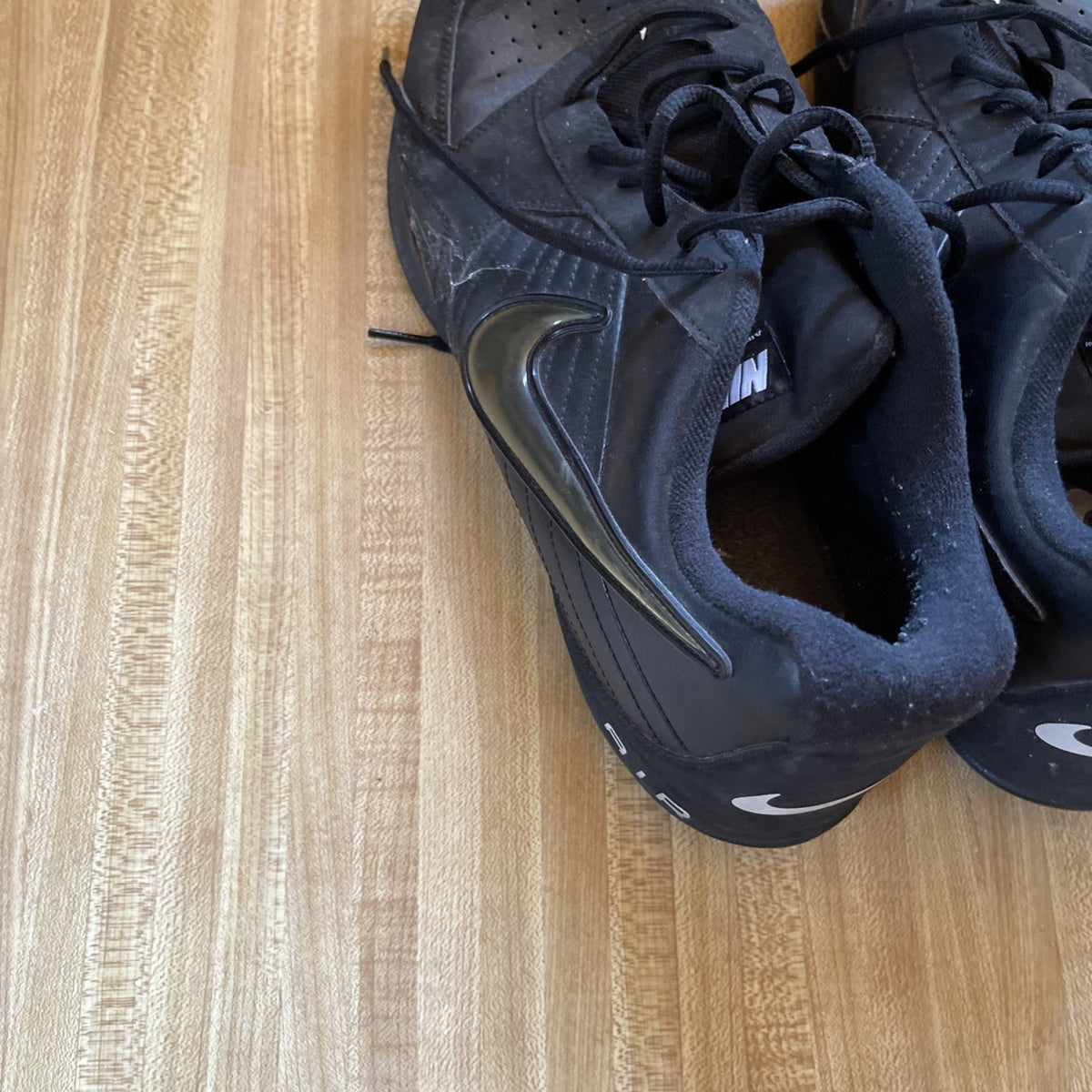 Nike Air Baseline Low 14