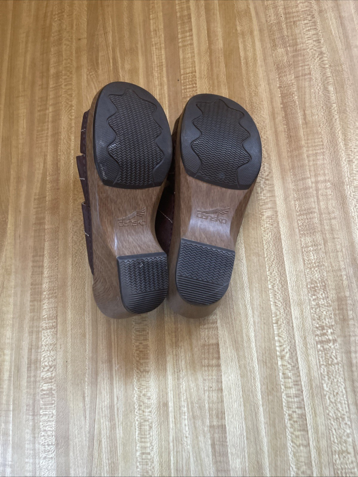 dansko size 39 women's