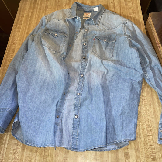 Vintage Levi’s Barstow Western Denim Pearl Snap XXL 