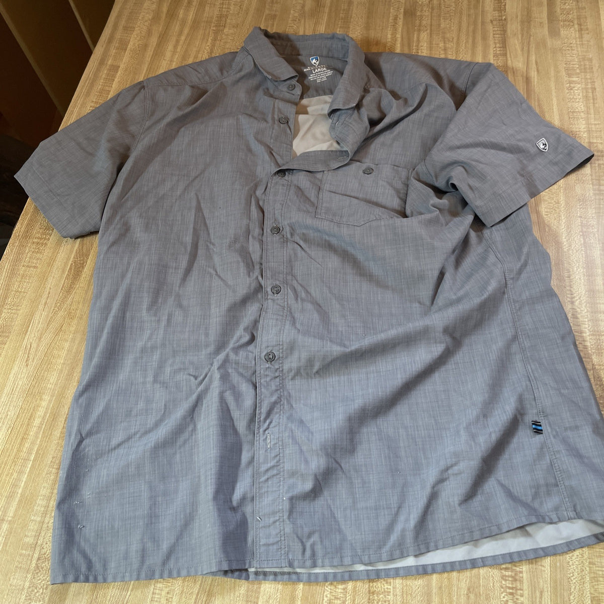 kuhl born in the mountains shirt Large 