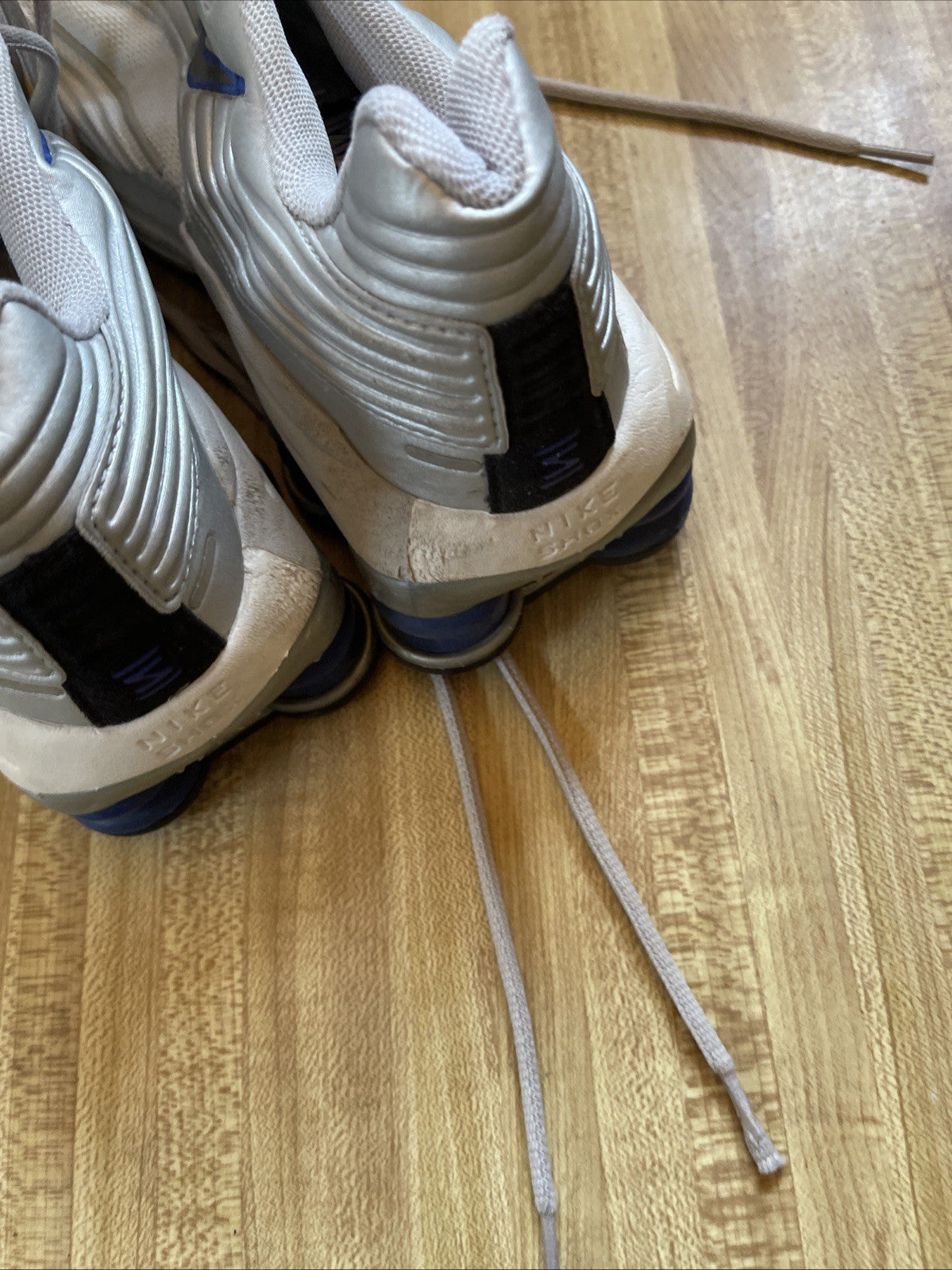 Nike Shox Size 8.5 No Insoles
