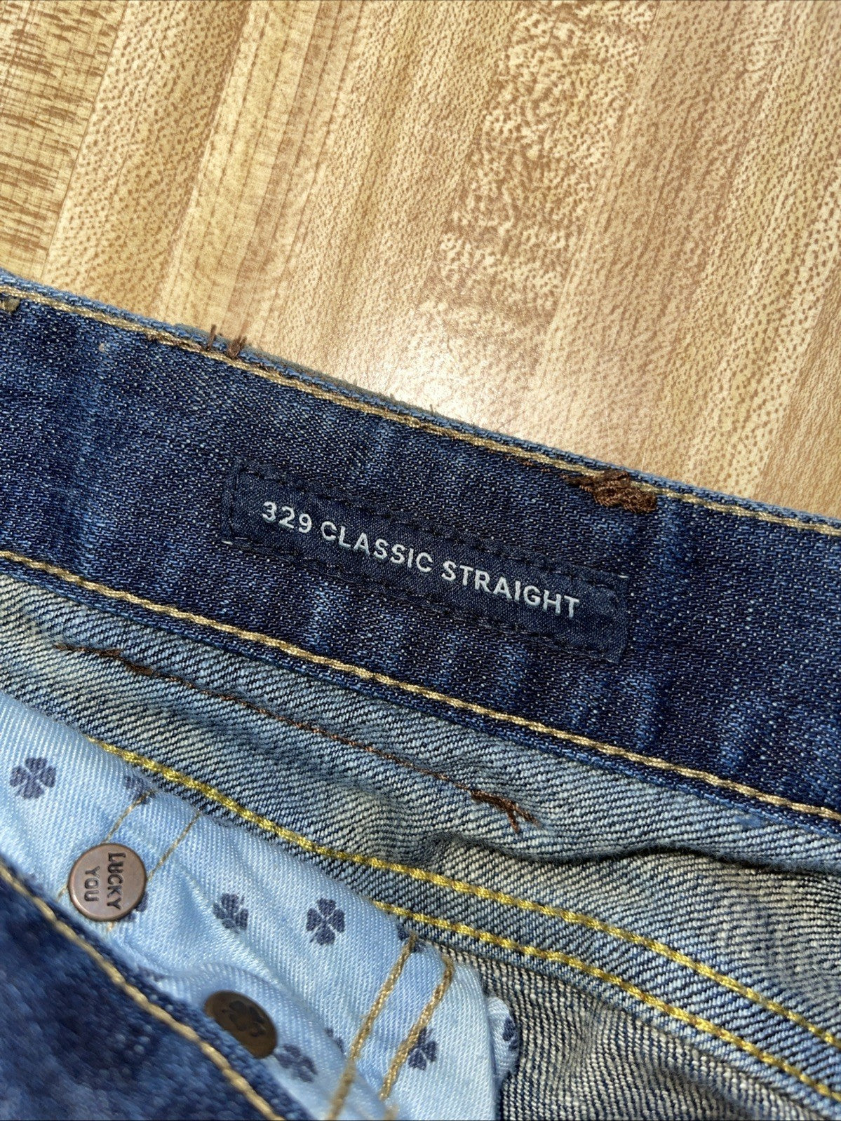 lucky brand 329 classic straight jeans 36/32