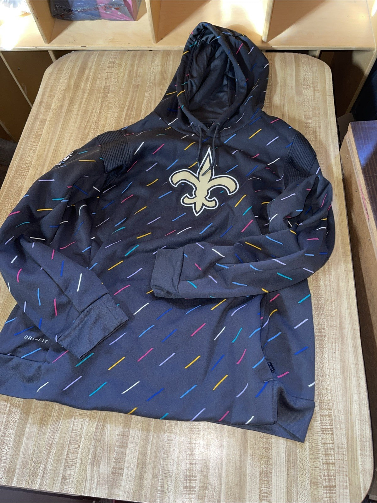 Nike On Field New Orleans Saints Crucial Catch Intercept Cancer Hoodie Large 