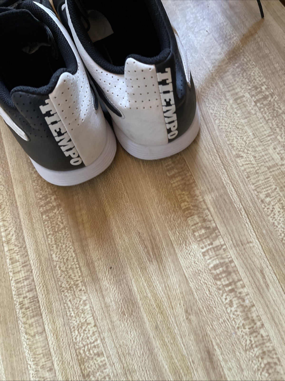 Nike Tiempo Shoes 8.5