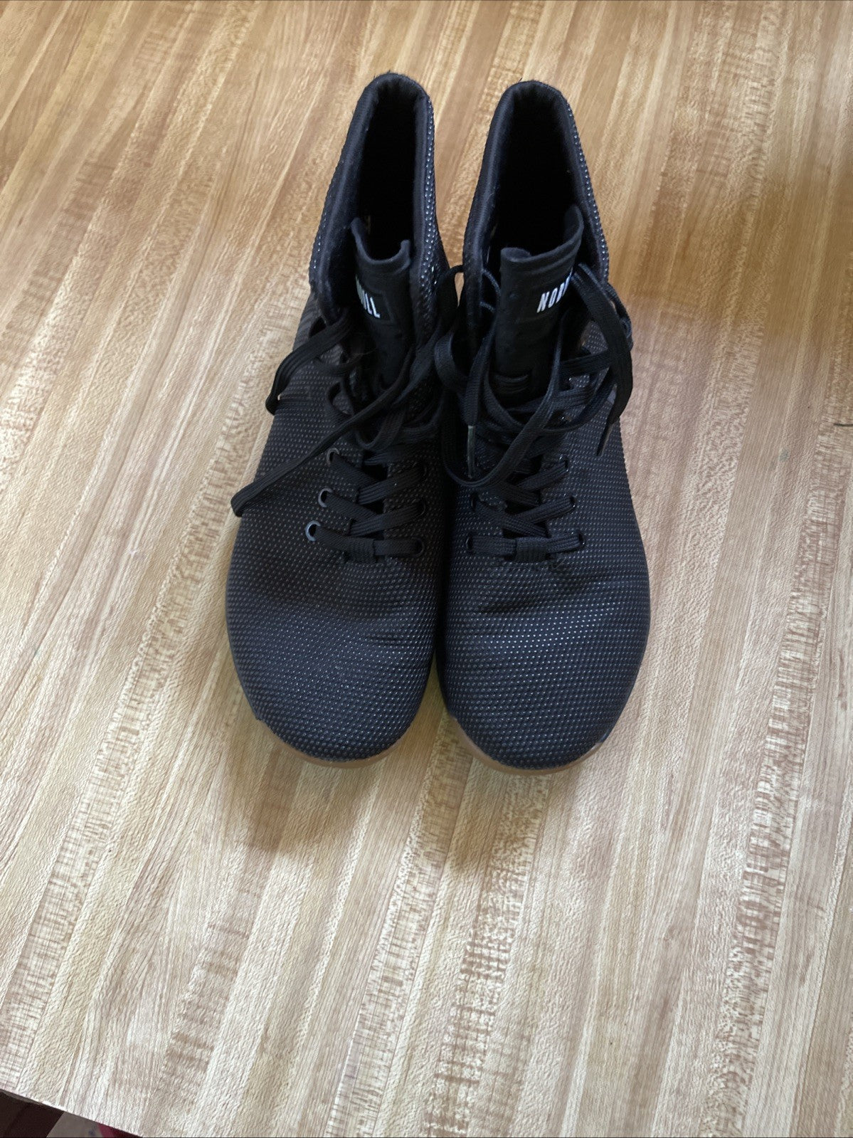 No Bull Sneakers 8.5