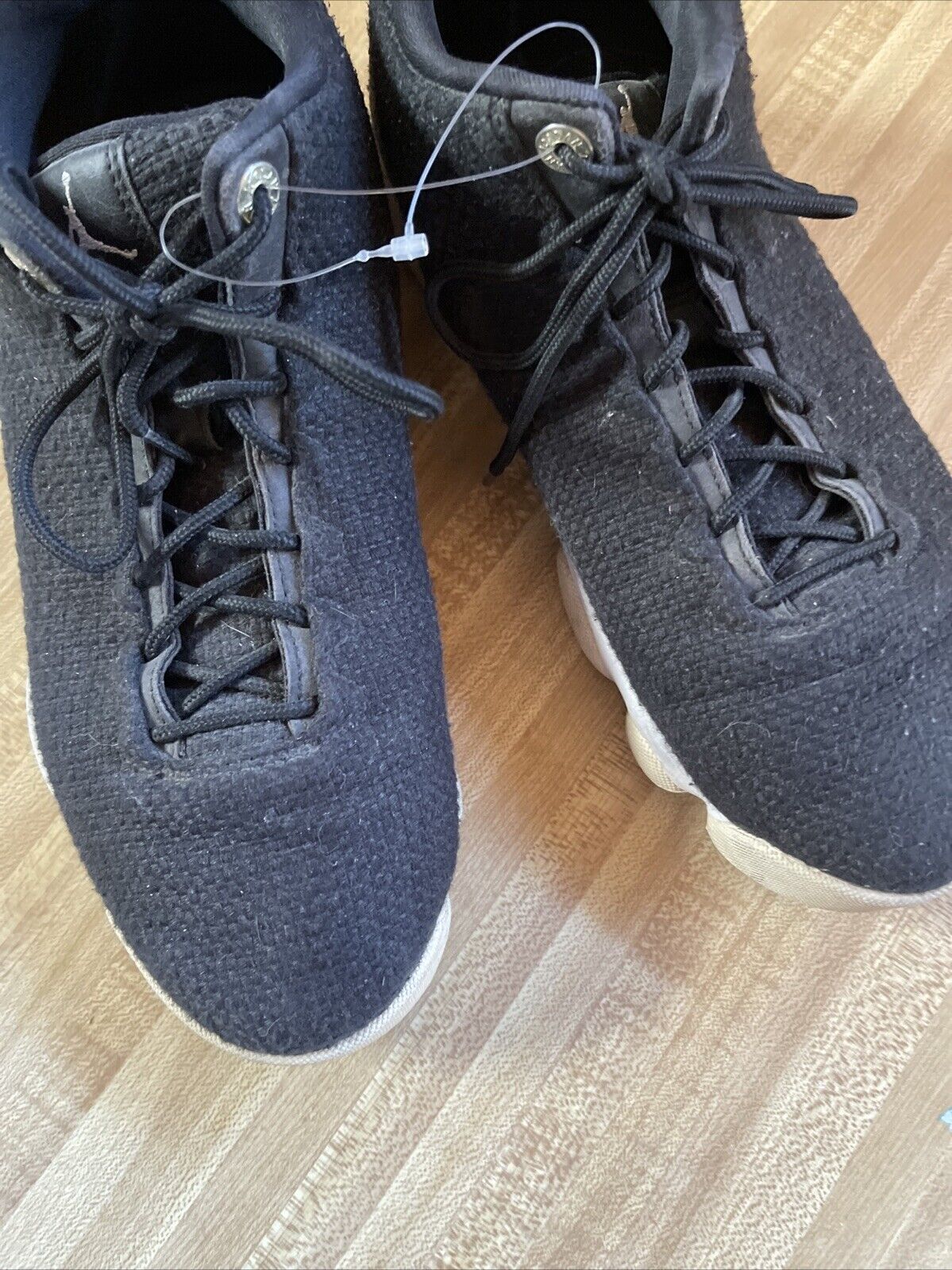 Size 8.5 - Jordan Horizon Low Black