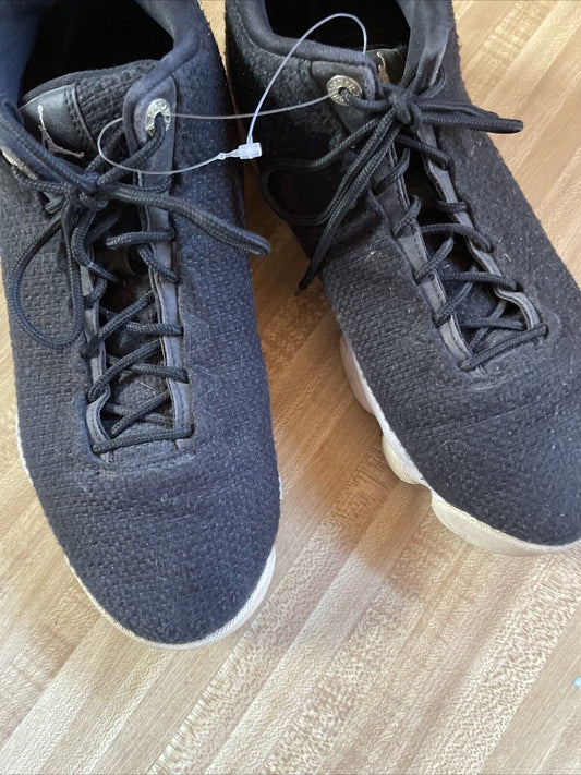 Size 8.5 - Jordan Horizon Low Black