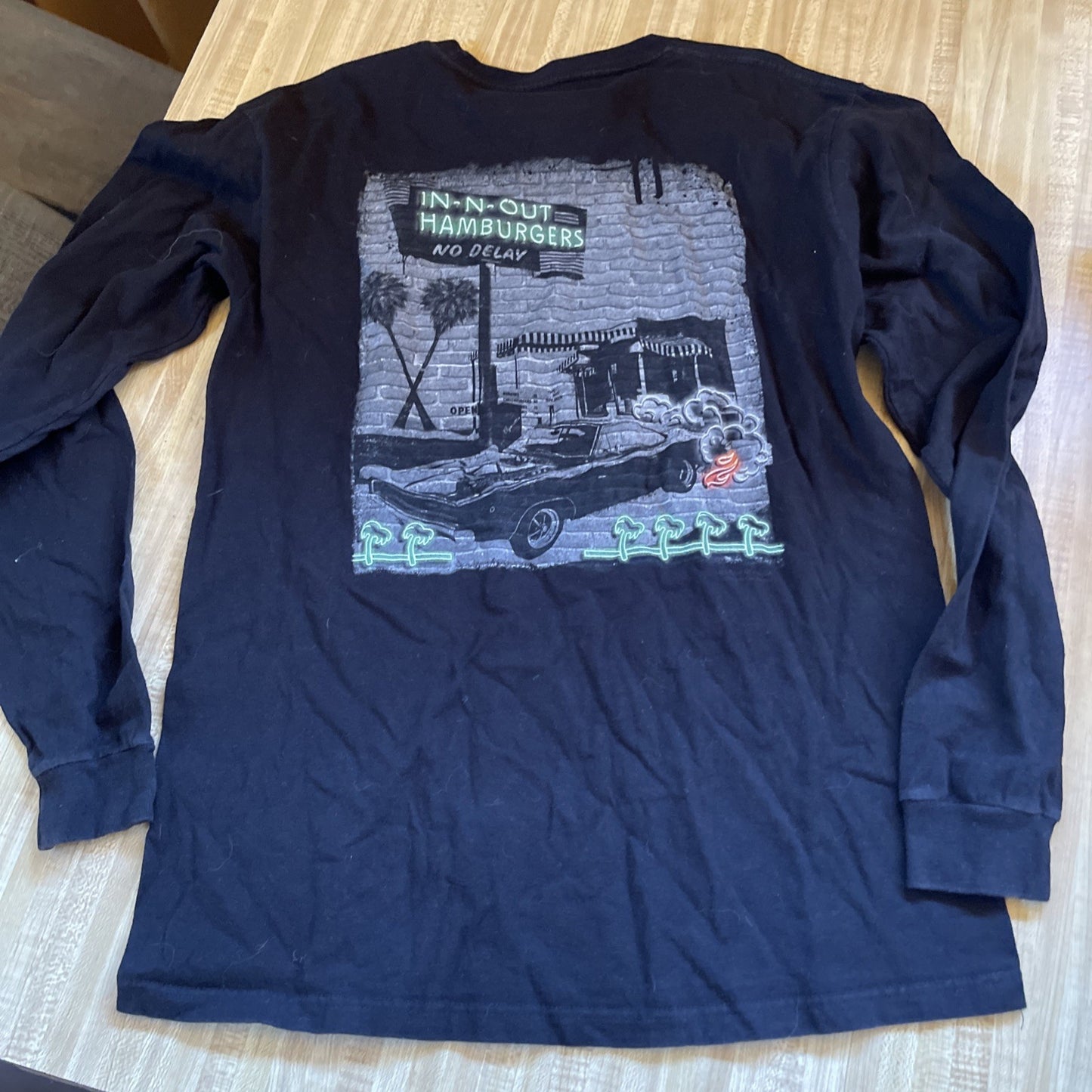 In N Out Long Sleeve T Shirt Medium 