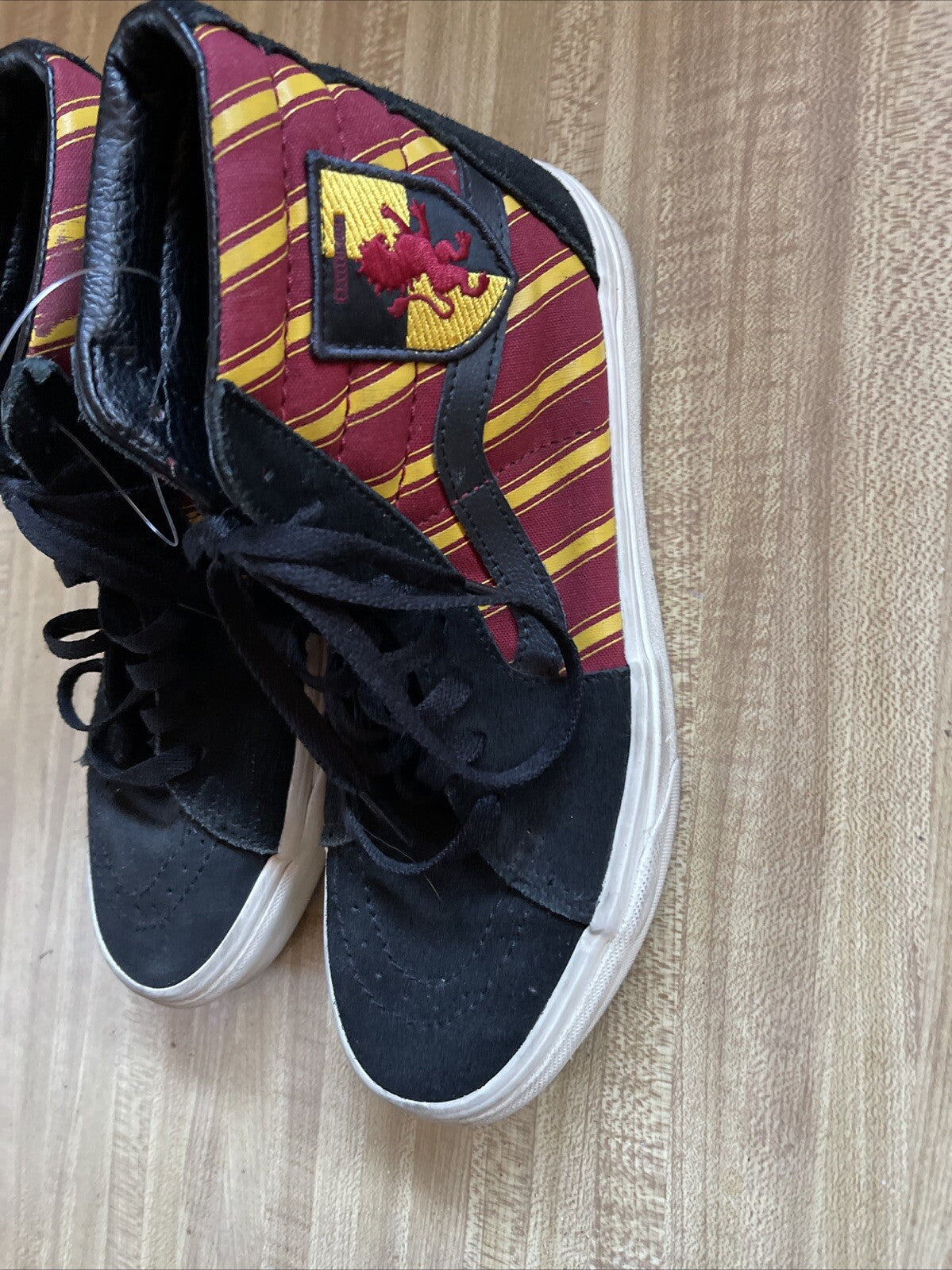 VANS Harry Potter x Sk8- High Gryffindor Men’s 6, Women’s 7.5