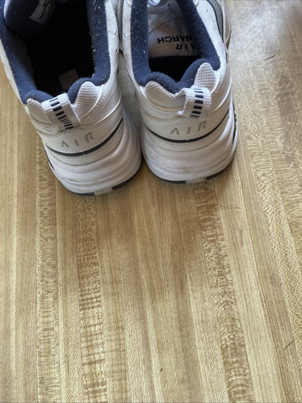 Nike Air Monarch Dad Shoes Size 9